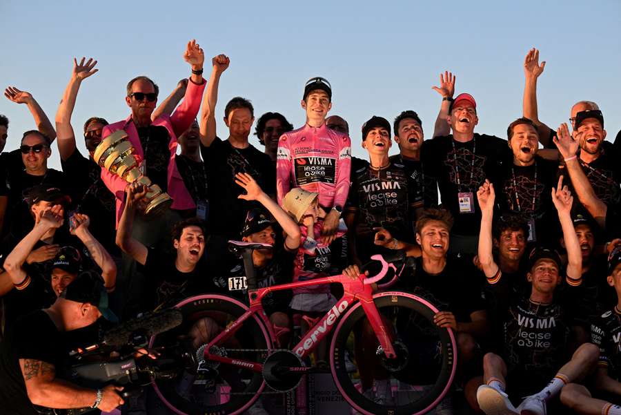 Vingegaard quiere celebrar, como en el Giro, la victoria en el Tour Vingegaard quiere celebrar, como en el Giro, la victoria en el Tour