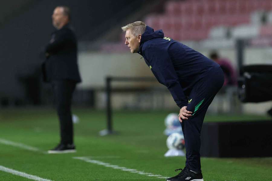 Irlands Trainer Heimir Hallgrimsson befindet sich in einer schwierigen Lage. Irlands Trainer Heimir Hallgrimsson befindet sich in einer schwierigen Lage.