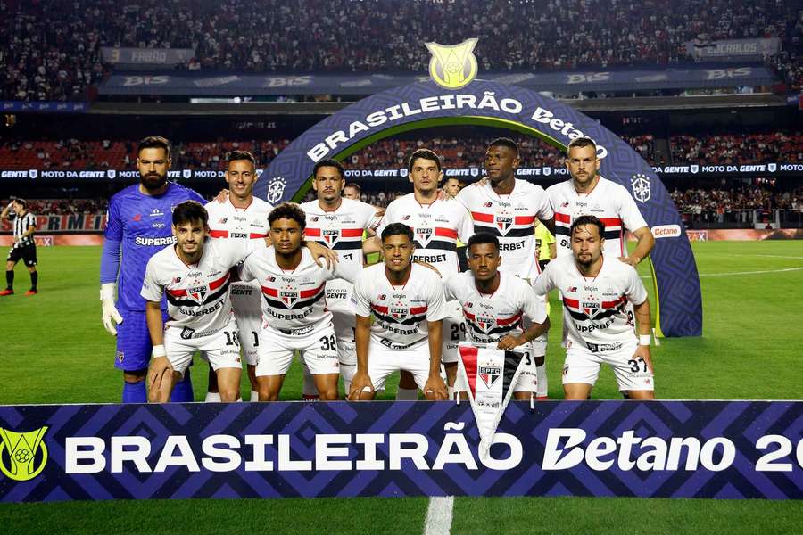 São Paulo é o atual 10.º classificado do Brasileirão São Paulo é o atual 10.º classificado do Brasileirão