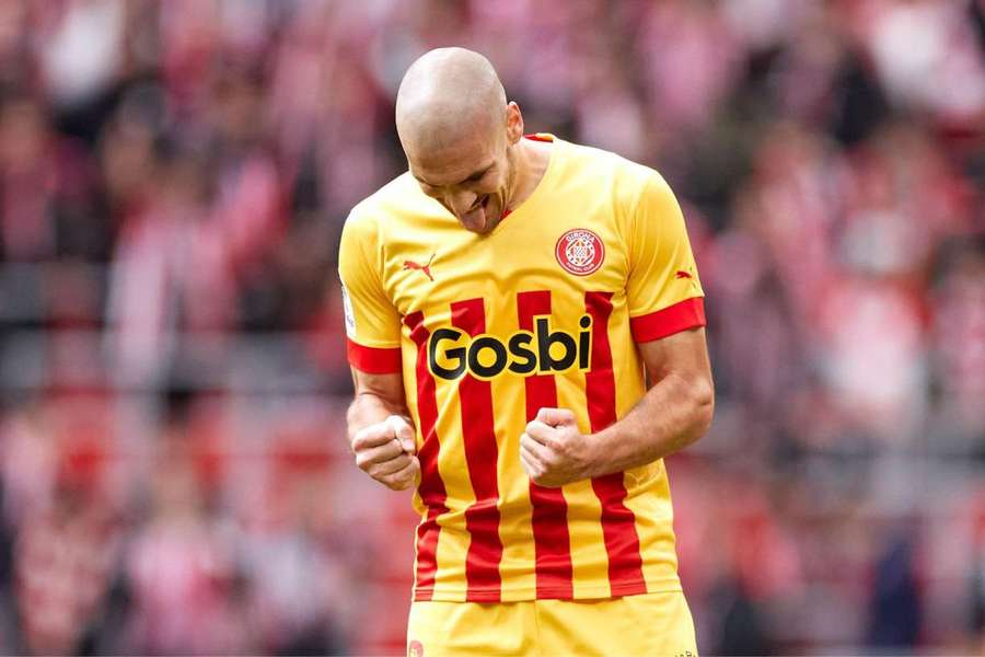 Oriol Romeu lors d'un match avec Gérone.