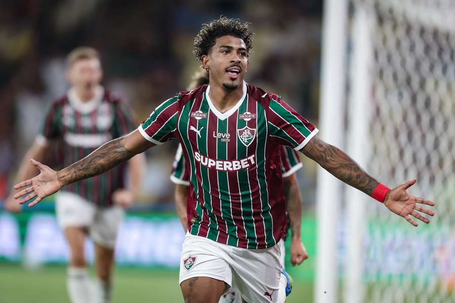 John Kennedy foi decisivo em Fluminense 2x1 Chapecoense