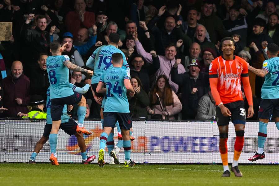 Fleetwood Town op zoek naar stunt in FA Cup tegen Burnley in de achtste finale