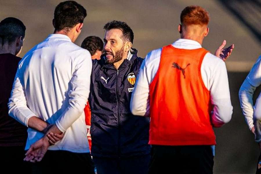 Pepelu slams Corberan rumours: Insulting to Valencia players