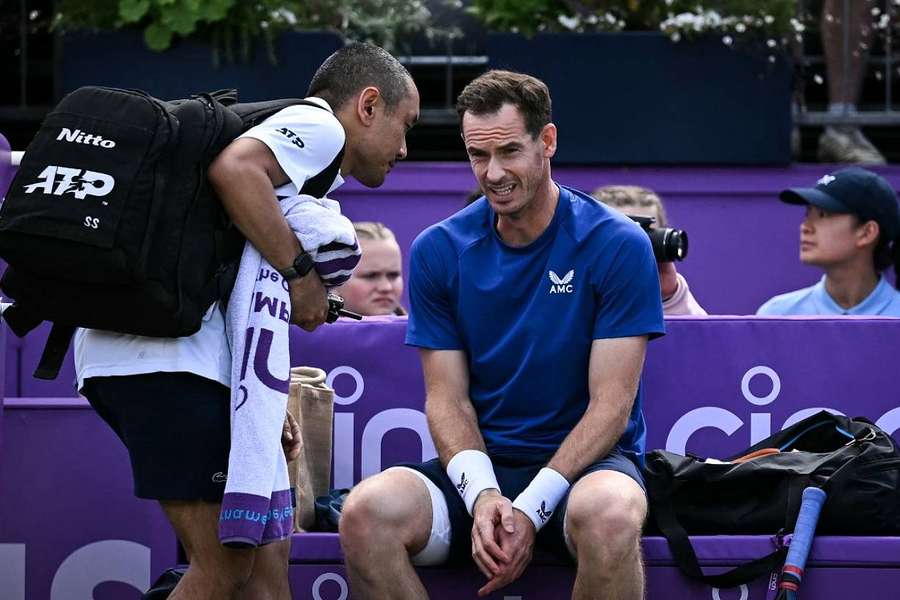 Andy Murray, blessé au Queen's, est incertain pour Wimbledon selon les informations parues ce mercredi. 