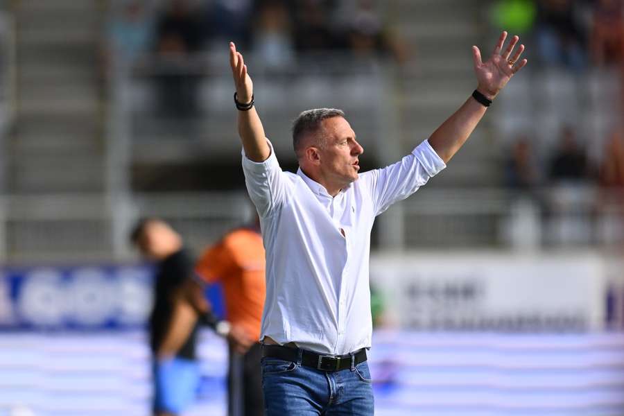 Trenér Jablonce Luboš Kozel. Trenér Jablonce Luboš Kozel.