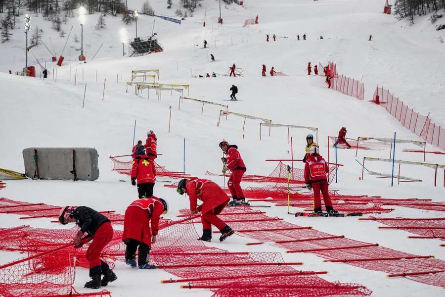 La situazione si sta surriscaldando in Val d'Isère.