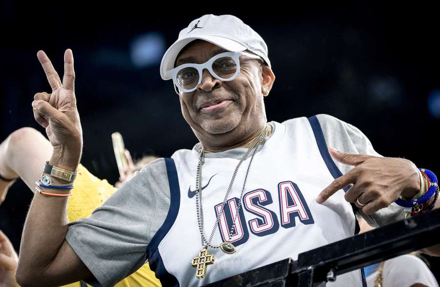 Spike Lee is bij het basketbal