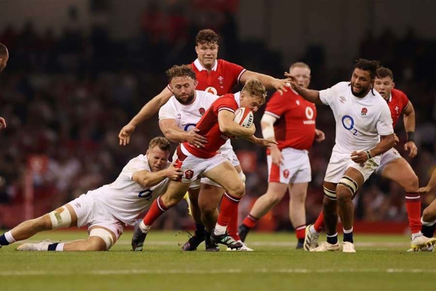 País de Gales venceu Inglaterra por 20-9, em Cardiff