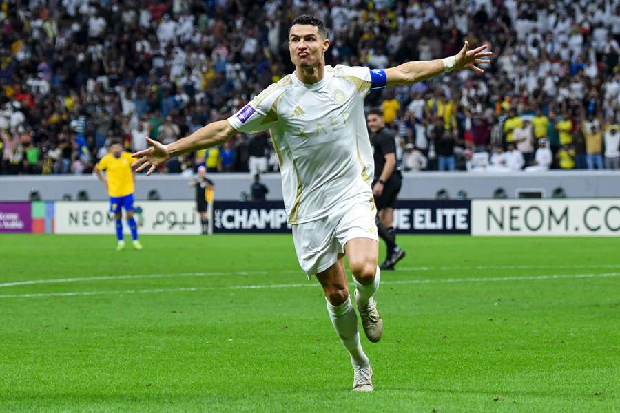 Al-Nassr de Cristiano Ronaldo venceu Al-Gharafa pela Champions Asiática na segunda-feira (25)