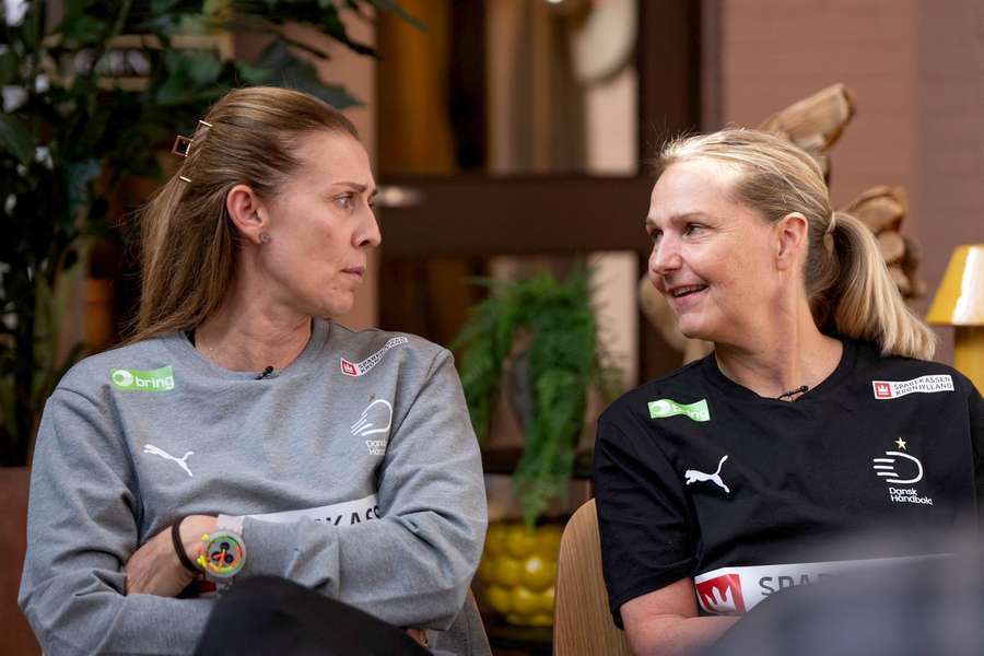 Bojana Popovic in a talk with Danish national team head coach Helle Thomsen