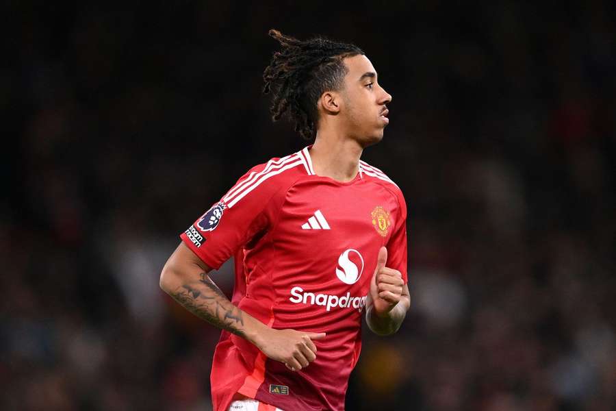 Yoro, defesa do Manchester United