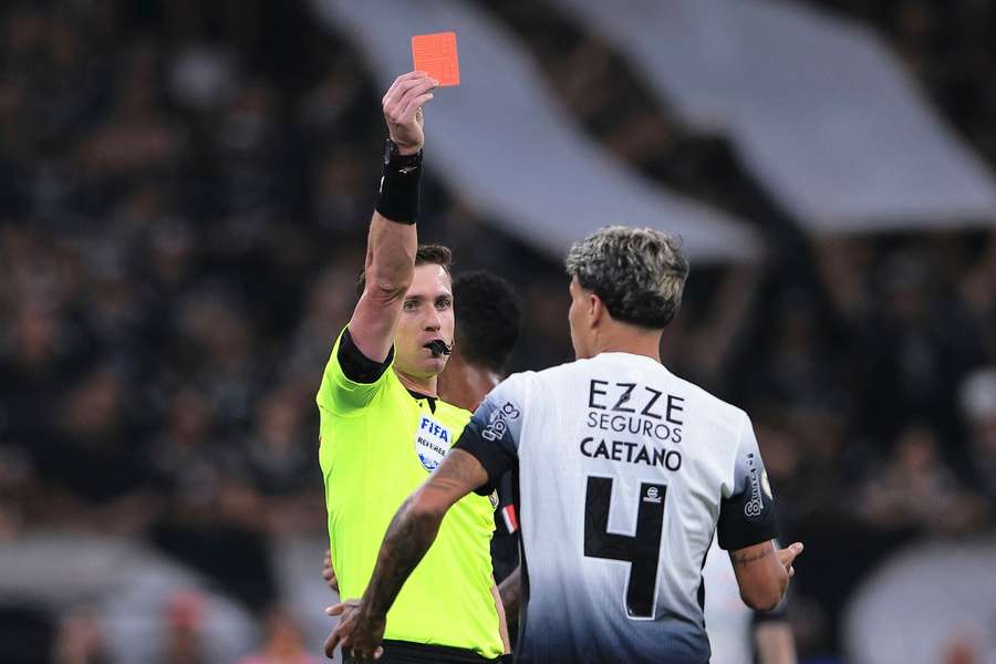 Haja cartão no Brasileirão