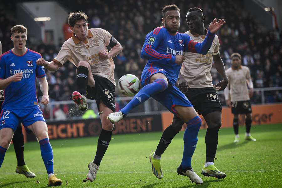 Lorient – Lyon : Où regarder le match de la Ligue 1, heure et compos