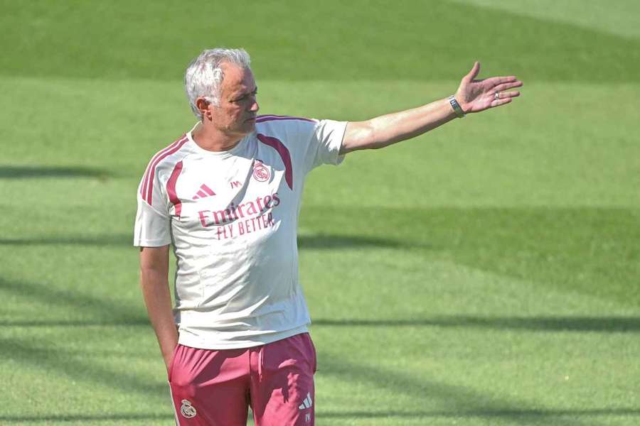 Jose Mourinho a revenit pentru un nou mandat pe banca tehnică a gigantului spaniol Real Madrid