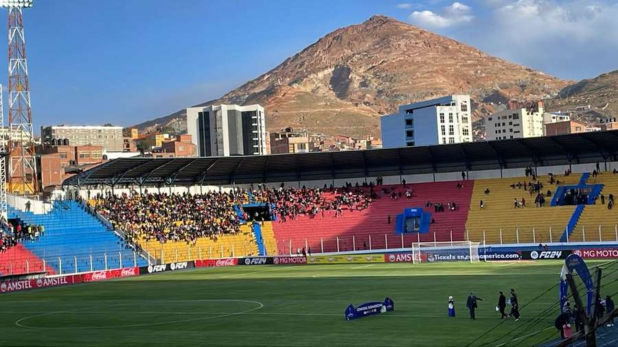 Estádio do Nacional em Potosí Estádio do Nacional em Potosí
