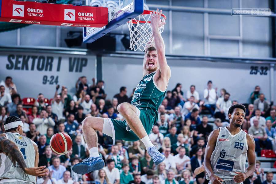Legia upolowała Dziki, obrońcy tytułu pewnym krokiem weszli do finału Basket Ligi Legia upolowała Dziki, obrońcy tytułu pewnym krokiem weszli do finału Basket Ligi