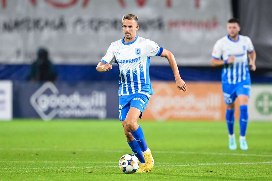 Nicușor Bancu a părăsit terenul accidentat în Universitatea Craiova - Spartak Trnava 3-0 Nicușor Bancu a părăsit terenul accidentat în Universitatea Craiova - Spartak Trnava 3-0