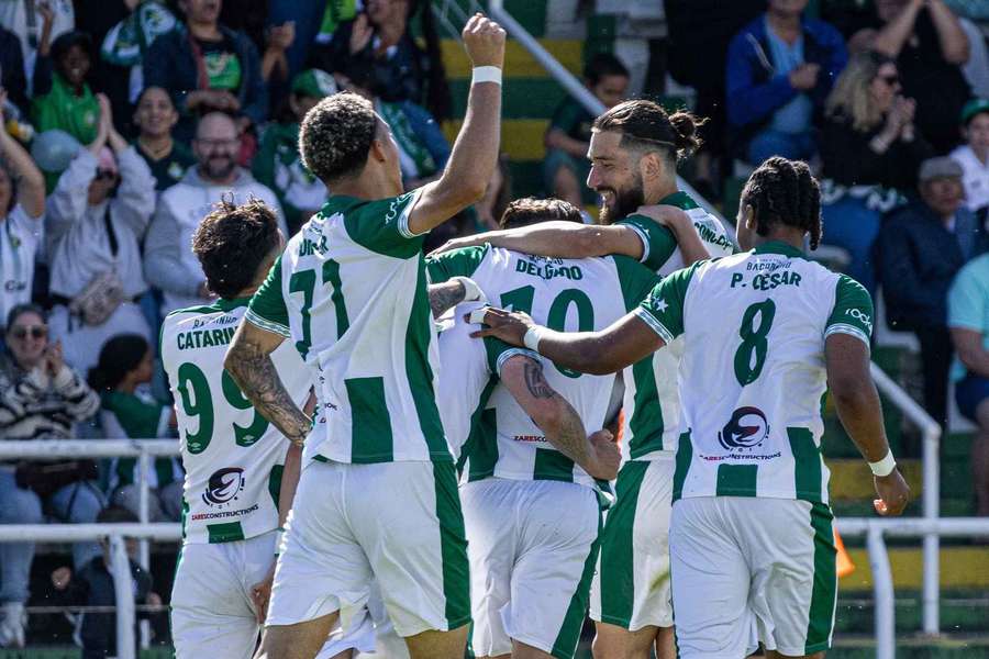 Vitória FC venceu GD Alfarim e confirmou subida ao Campeonato de Portugal