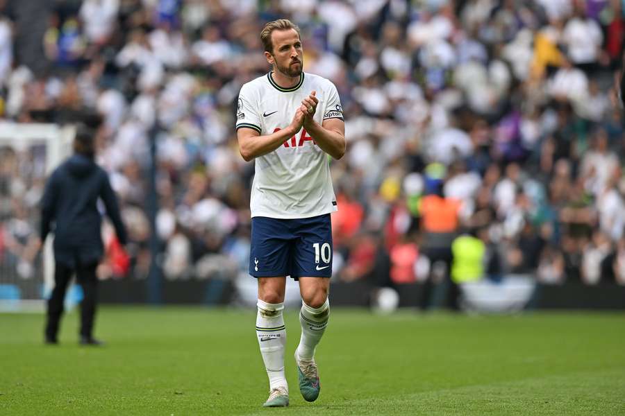 Harry Kane applauds fans at the end of Tottenham's 3-1 defeat to Brentford