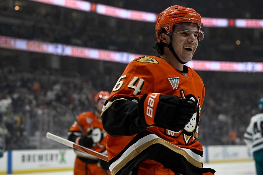 Zegras prvý raz v kariére hráča NHL mení klub.