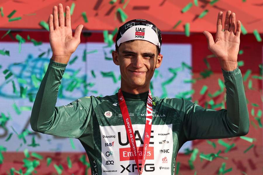 Del Toro gana la sexta etapa es lider del Tour UAE Del Toro gana la sexta etapa es lider del Tour UAE