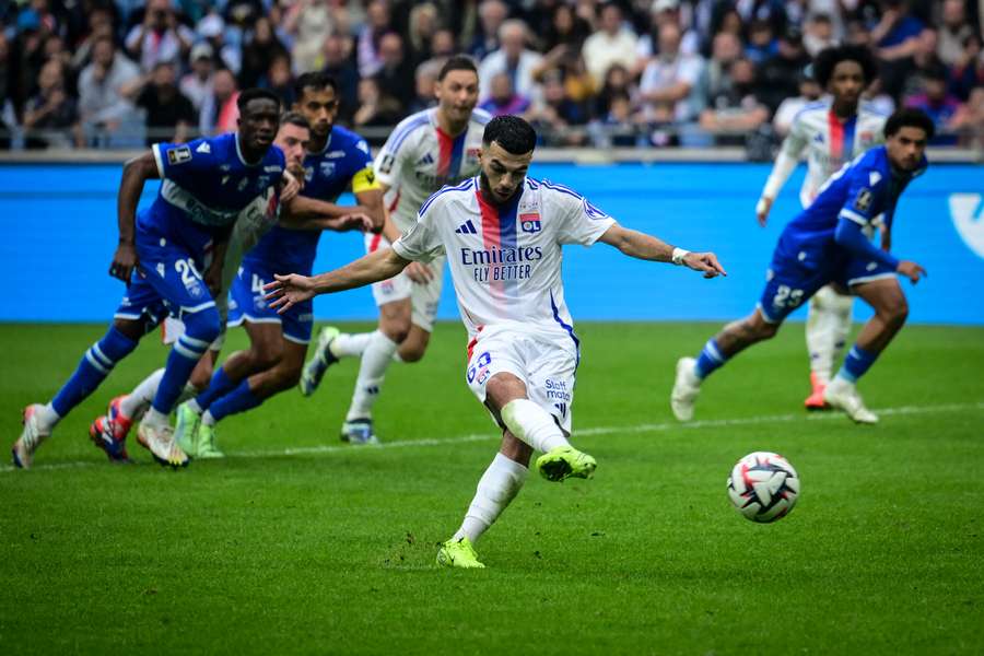 Georges Mikautadze netted twice for Lyon