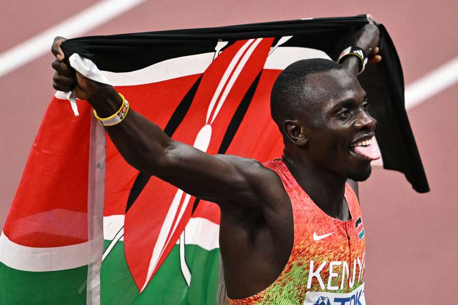 Le Kényan Emmanuel Wanyonyi sacré champion du monde du 800 m