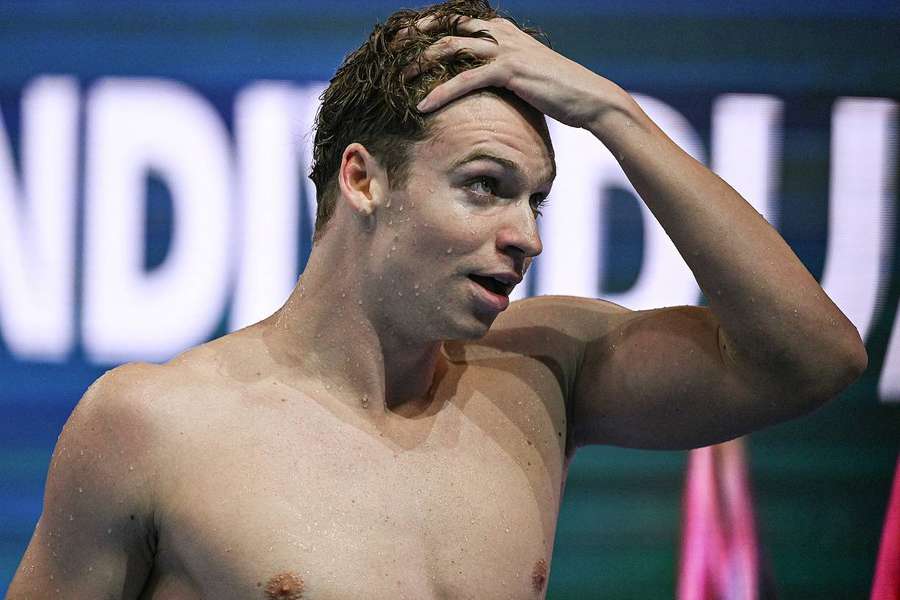 "Ça paraît irréel", a avoué Léon Marchand après son record du monde.