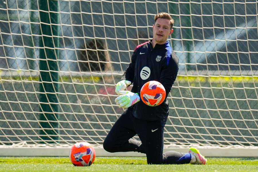 Ter Stegen im Teamtraining beim FC Barcelona
