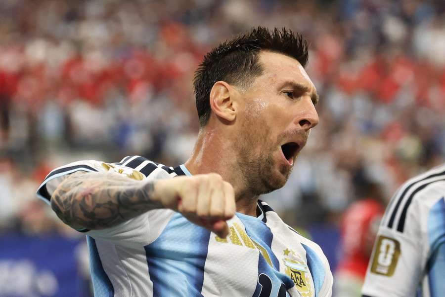 Messi, eufórico tras batir el récord goleador de Klose