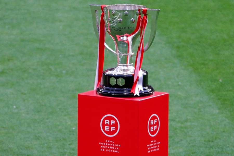 Trofeul acordat câștigătoarei LaLiga Trofeul acordat câștigătoarei LaLiga