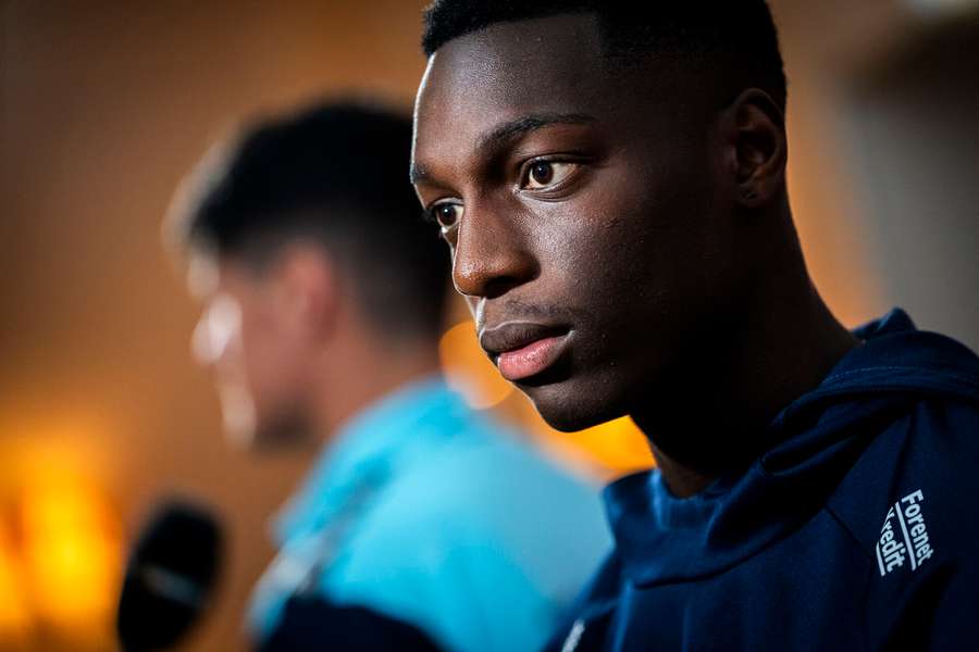 Mohamed Daramy under fodboldlandsholdets mixed zone på Marienlyst Strandhotel i Helsingør,