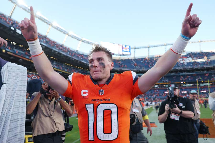 Bo Nix (foto) comandou campanhas incríveis no quarto final para sacramentar virada Bo Nix (foto) comandou campanhas incríveis no quarto final para sacramentar virada