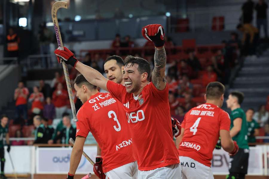 Benfica triunfou em França