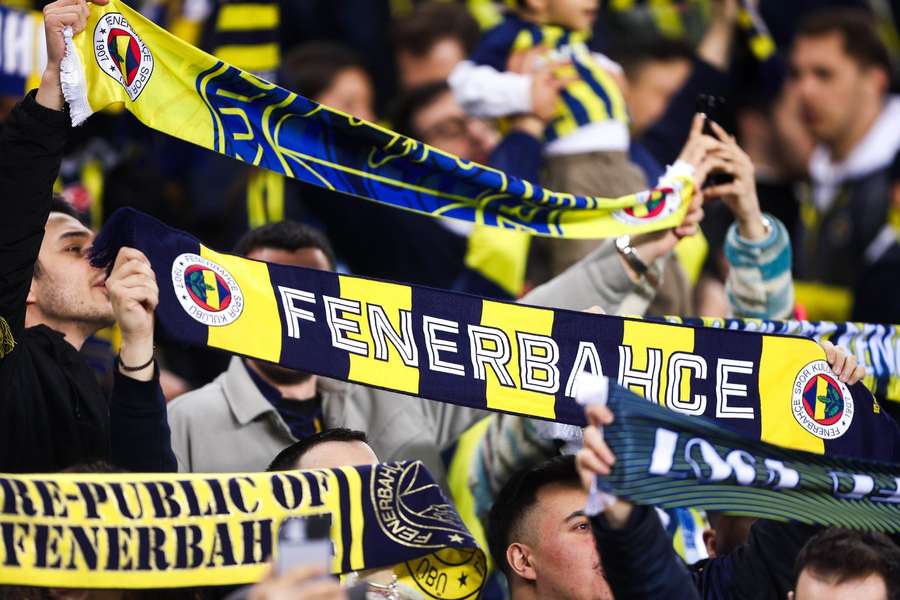 Dentro de três meses, o Fenerbahçe voltará a discutir a saída da Süper Liga