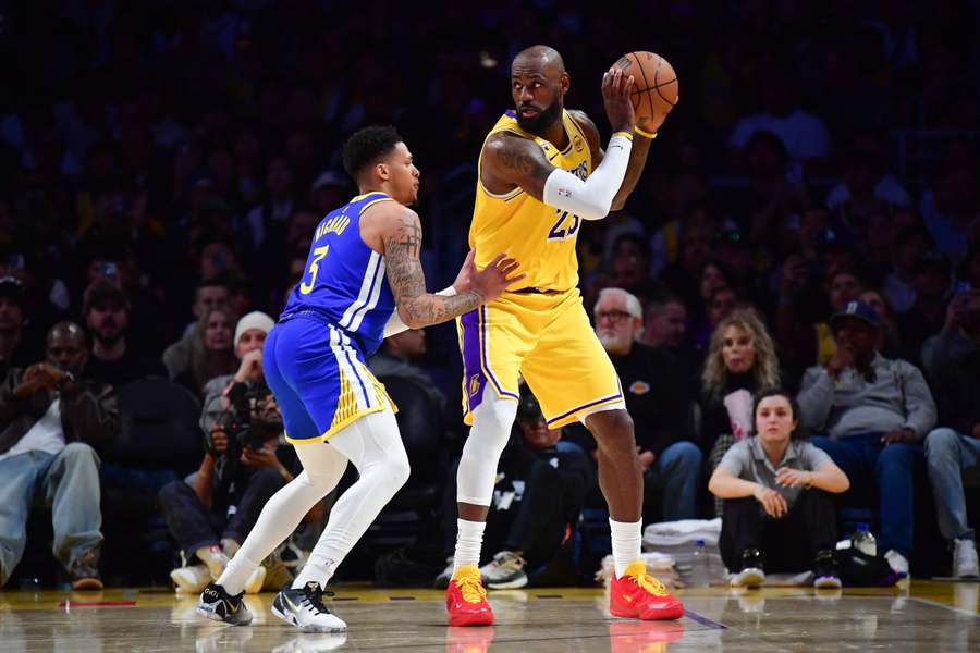LeBron, protagonista con los Lakers