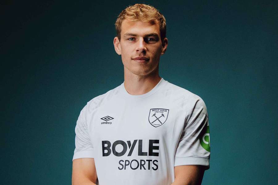 Hermansen po dvou sezonách v Leicesteru bude chytat za West Ham.