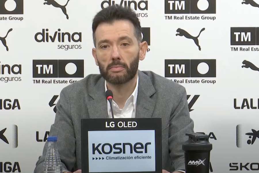 Corberán, en la rueda de prensa de su presentación