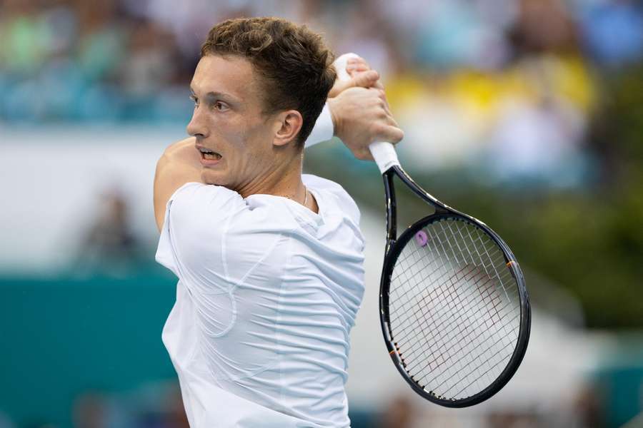 Lehečka postúpil do finále na Masters v Miami.