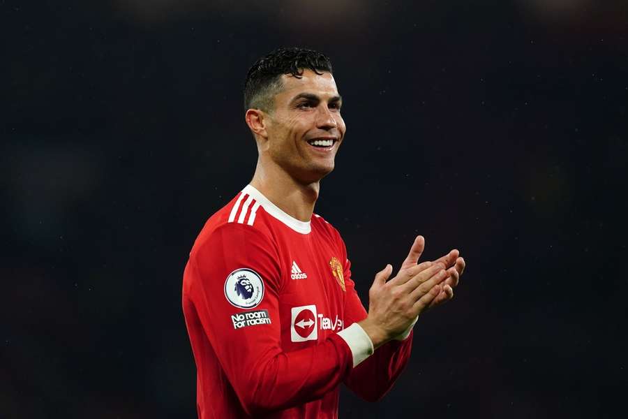 Ronaldo má v Manchesteru United smlouvu ještě na jeden rok.