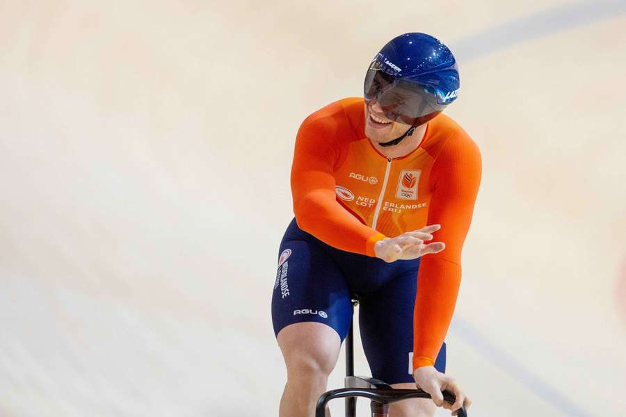 Harrie Lavreysen na de winst in de halve finales