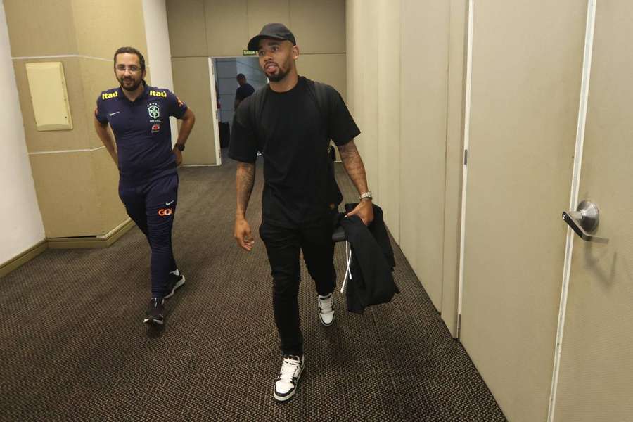 Gabriel Jesus desembarcou em Belém na noite desta terça-feira (5)