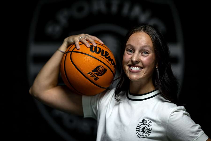 Emma Huff, reforço do Sporting