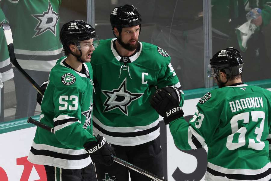 Benn pri rekordnom víťazstve Dallasu pokoril métu 400 gólov.