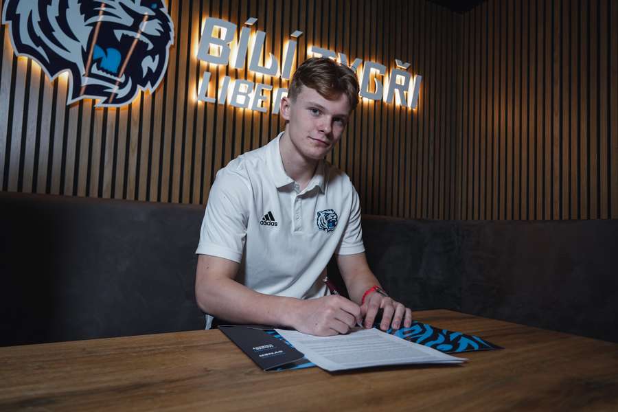 Liverec podepsal talentovaného obránce.