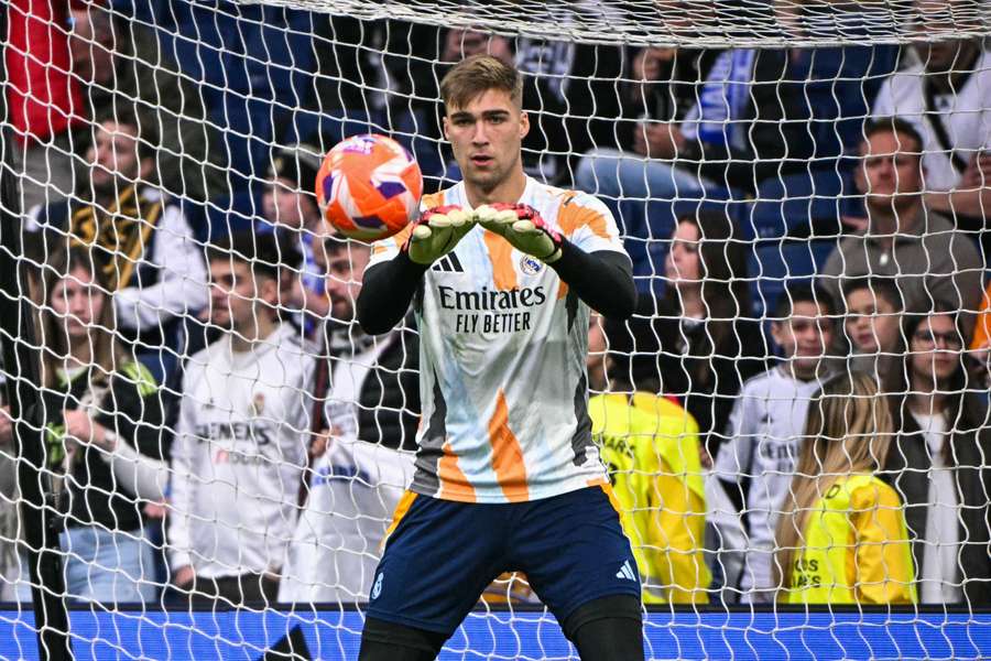 Fran González estreou pelo Real Madrid após lesões de Lunin e Courtois