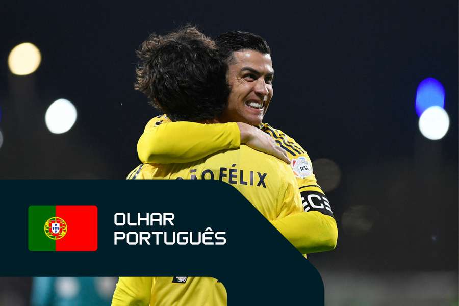 João Félix abraça Cristiano Ronaldo