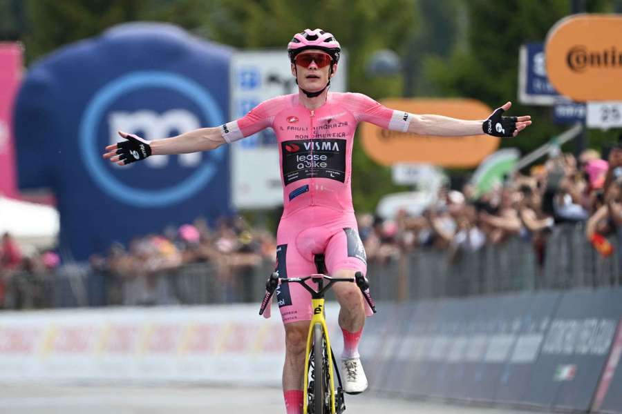Vingegaard výhrou v předposlední etapě potvrdil celkový triumf na Giru.