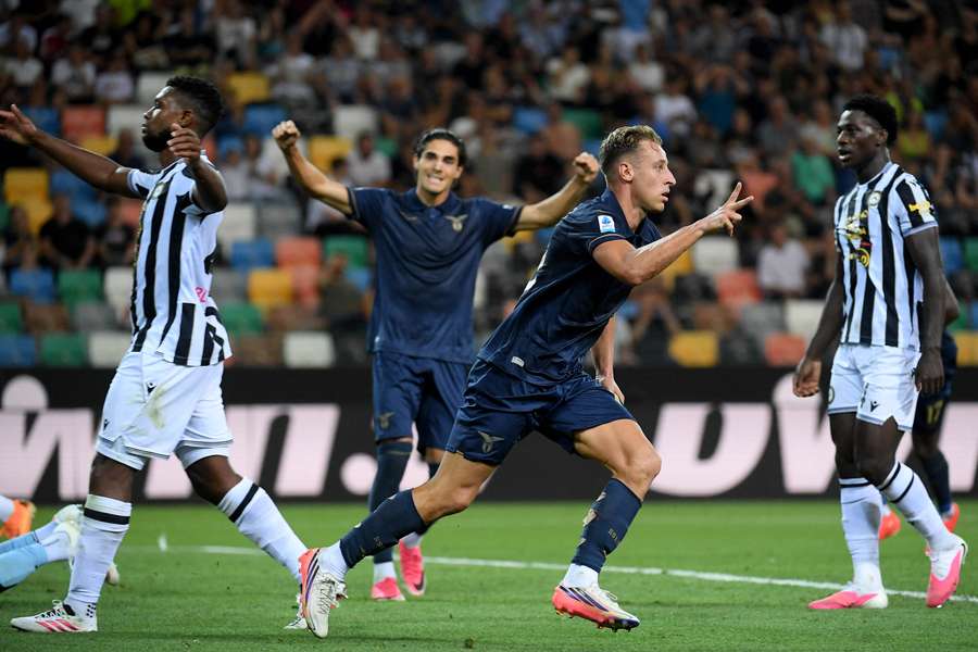 Davide Frattesi celebrates his goal