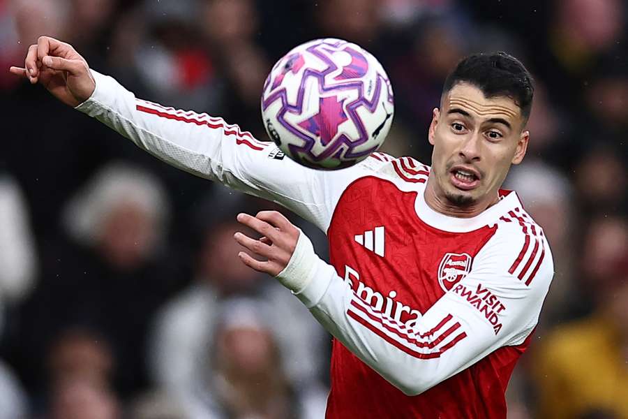 Martinelli deixou o campo mancando após partida contra o Palace Martinelli deixou o campo mancando após partida contra o Palace